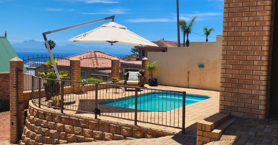 4 Bedroom Property for Sale in Mossel Bay Central Western Cape
